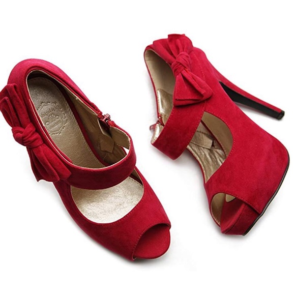 red shoes open toe